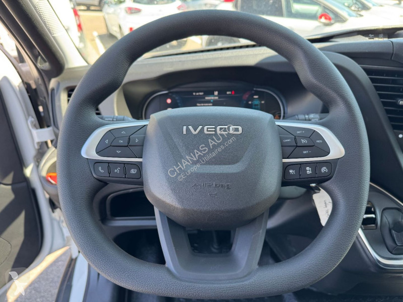 Varevogn Iveco 35C16 A8 160CV 3L HAYON MOINS DE...
