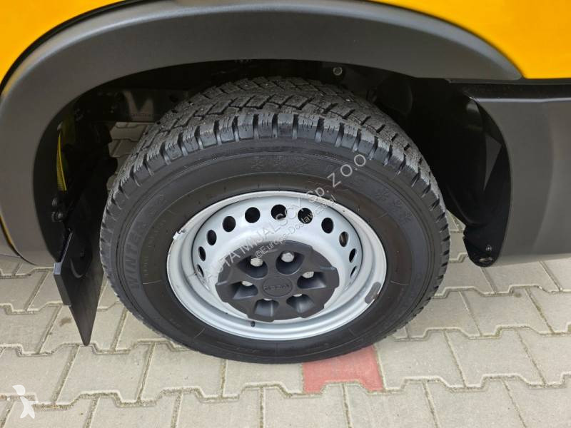 Furgoneta Iveco