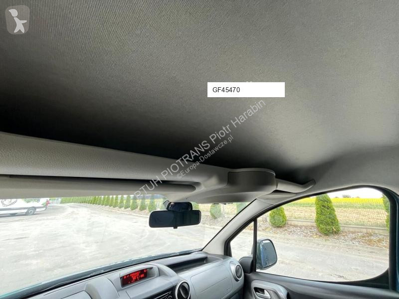 Véhicule utilitaire Citroën BERLINGO MULTISPACE...