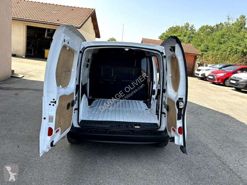 Véhicule utilitaire Mercedes Long 109 1.5 CDI...