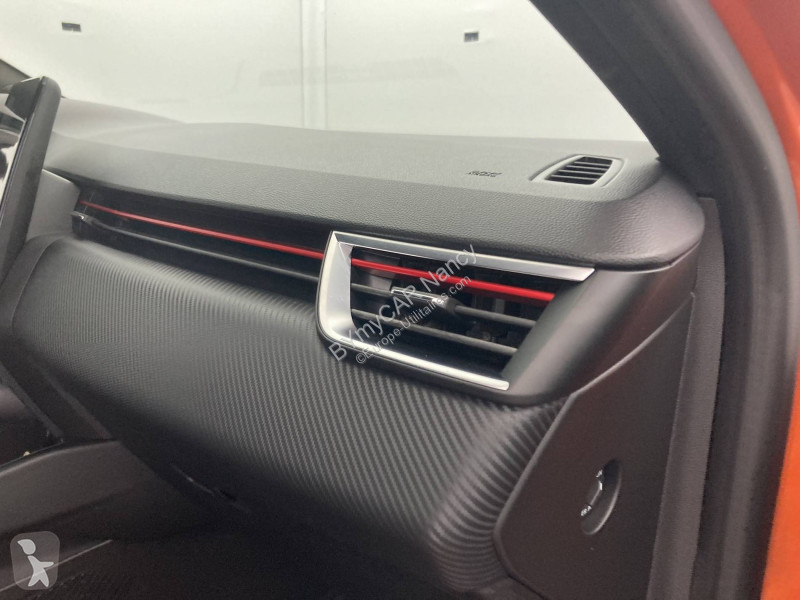 Bedrijfswagen Renault Clio TCe 100