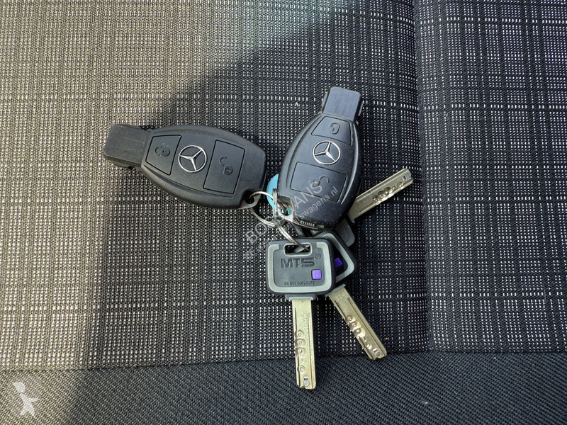 Užitkové vozidlo Mercedes 319 3.0 CDI V6...