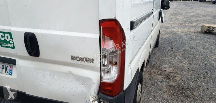 Véhicule utilitaire Peugeot