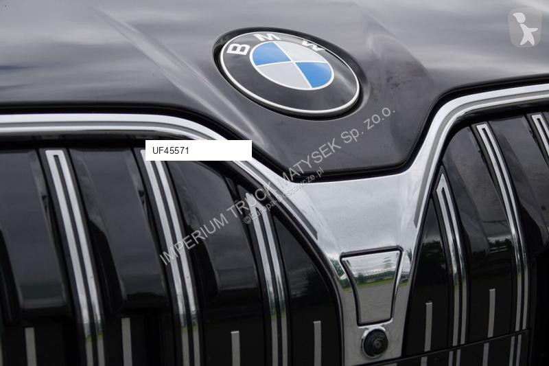 Véhicule utilitaire BMW 7 xDrive M Sport