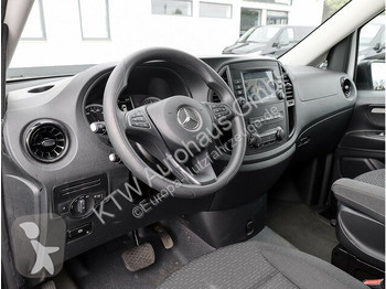 Užitkové vozidlo Mercedes 114...