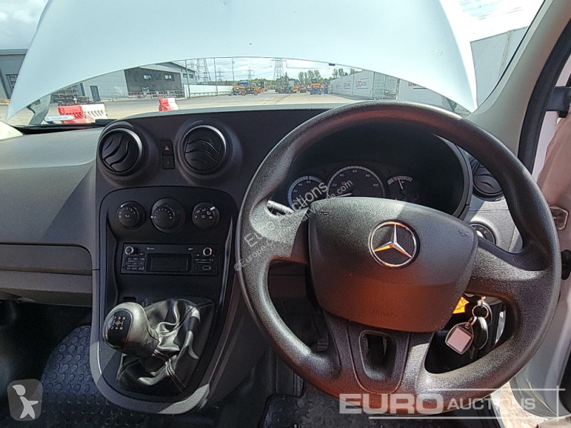 Véhicule utilitaire Mercedes