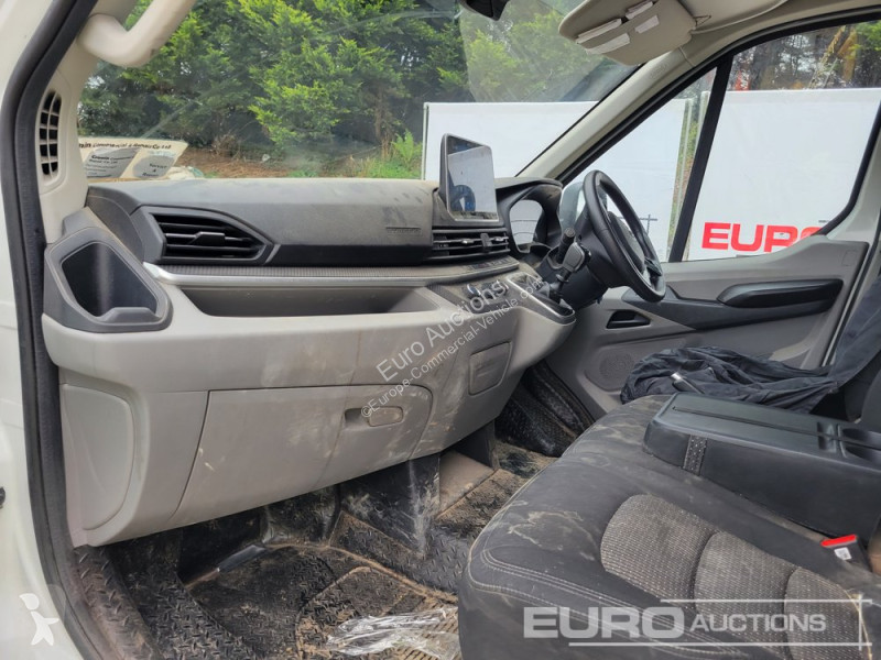 Véhicule utilitaire Maxus 9