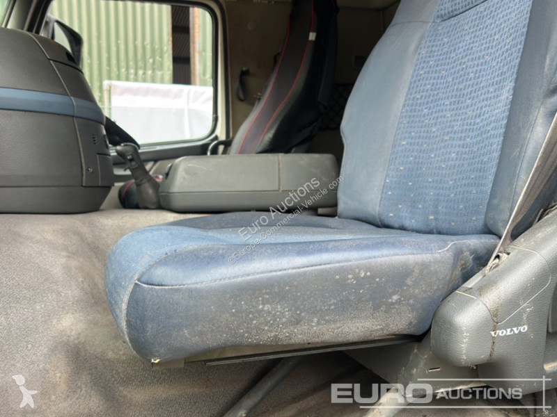 Autoutilitară Volvo FM400