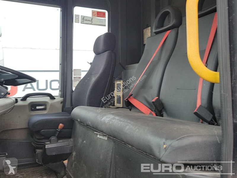 Autoutilitară  Elite 2