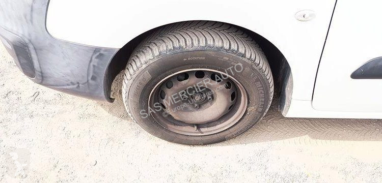 Véhicule utilitaire Peugeot