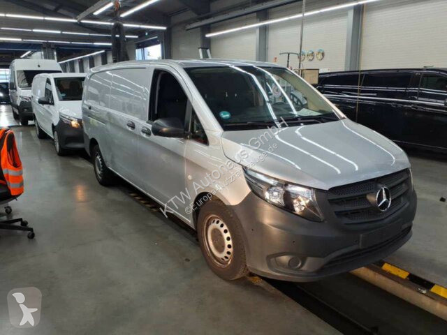 Furgoneta Mercedes Vito KA...
