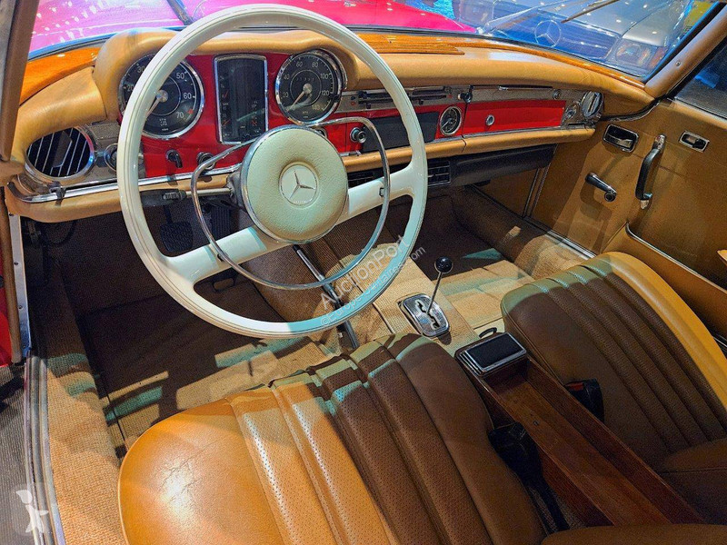 Furgoneta Mercedes SL 'Pagode' 200-serie