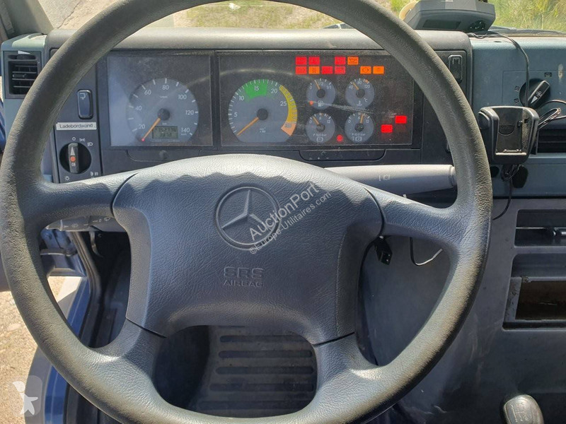 Furgoneta Mercedes 815 D