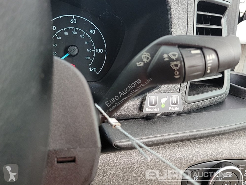Autoutilitară Ford