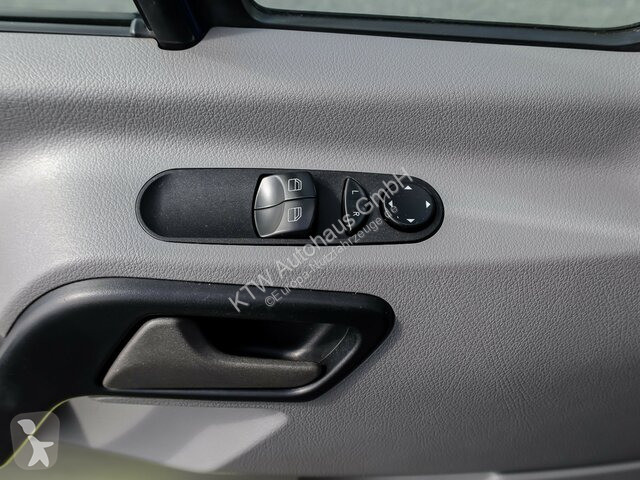 Véhicule utilitaire Mercedes 316CDI...