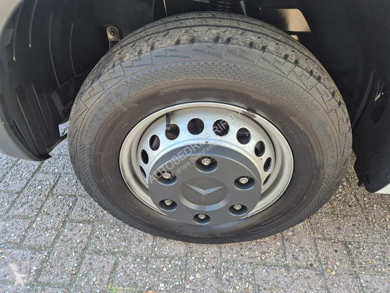 Samochód dostawczy Mercedes 516 CDI BE Clixtar/...