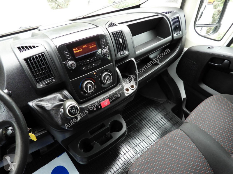 Samochód dostawczy Peugeot  BOXER