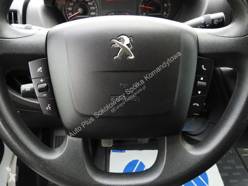 Samochód dostawczy Peugeot  BOXER