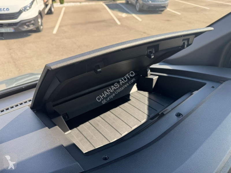 Furgoneta Renault BLUE DCI 150