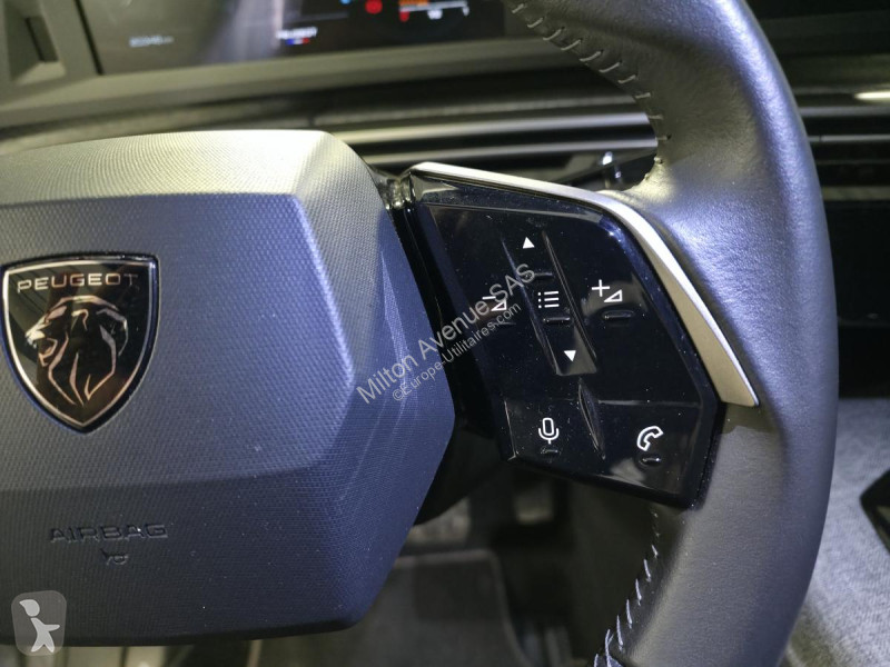 Furgoneta Peugeot 3008 1.2i Hybrid -145 - BV...
