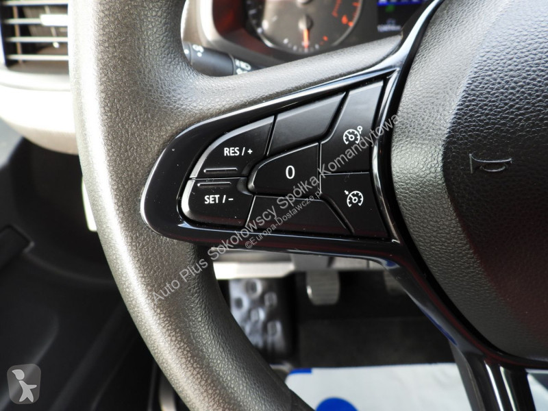 Лекотоварен автомобил Renault  TRAFIC