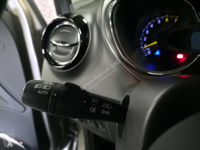 Samochód dostawczy Renault CAPTUR 0.9 Energy...