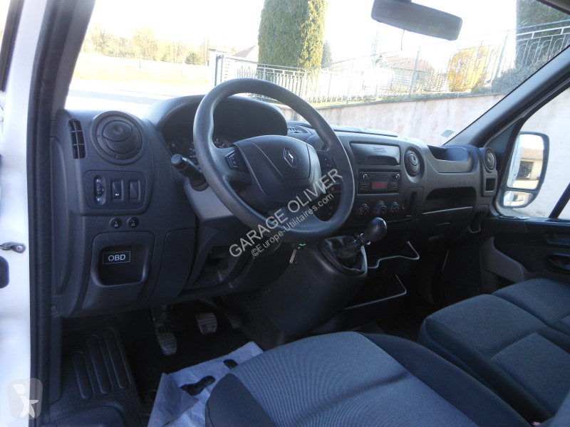 Véhicule utilitaire Renault Châssis Cabine...