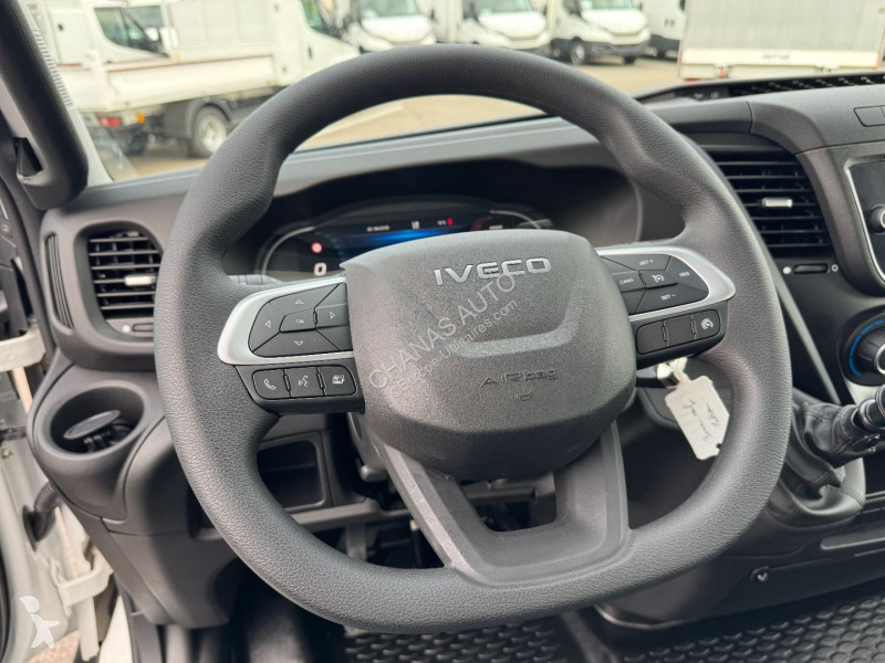 Véhicule utilitaire Iveco 35C16 160CV 3L ACIER...