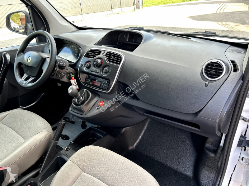Véhicule utilitaire Renault Maxi Grand Volume...