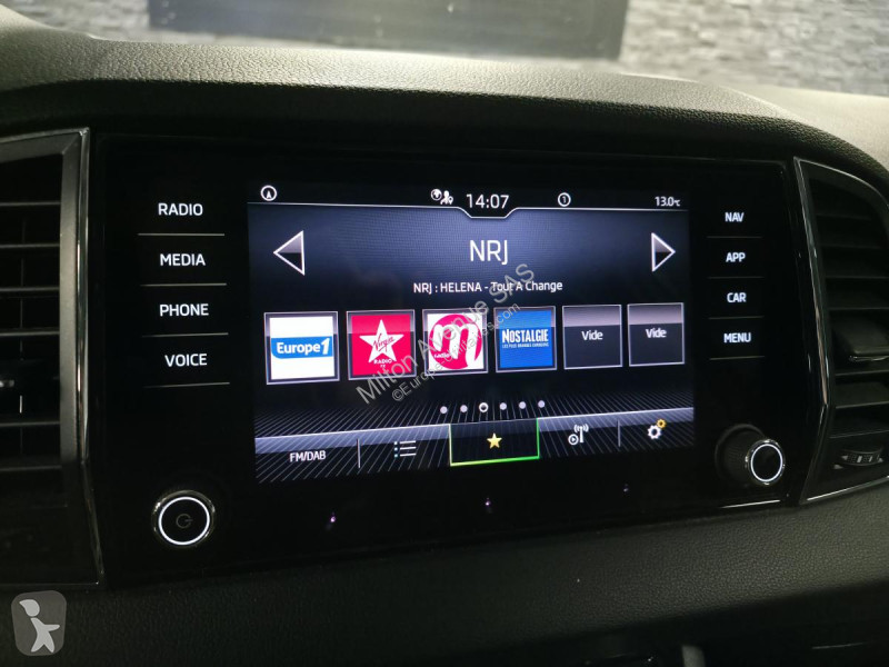 عربة نفعية Skoda KAROQ 2.0 TDI SCR - 116 - BV...
