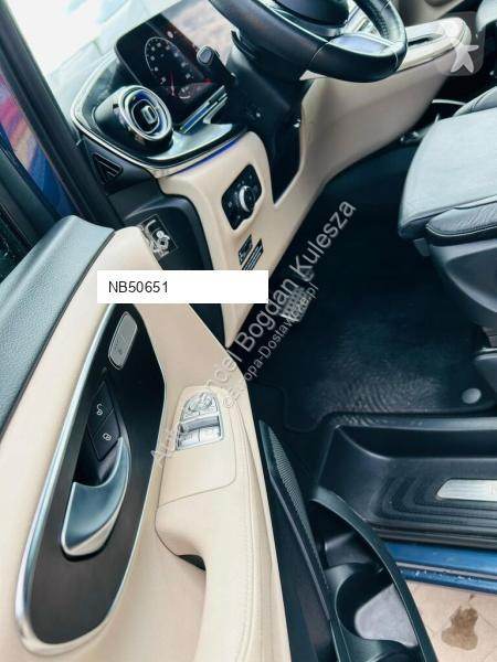 Samochód dostawczy Mercedes V300