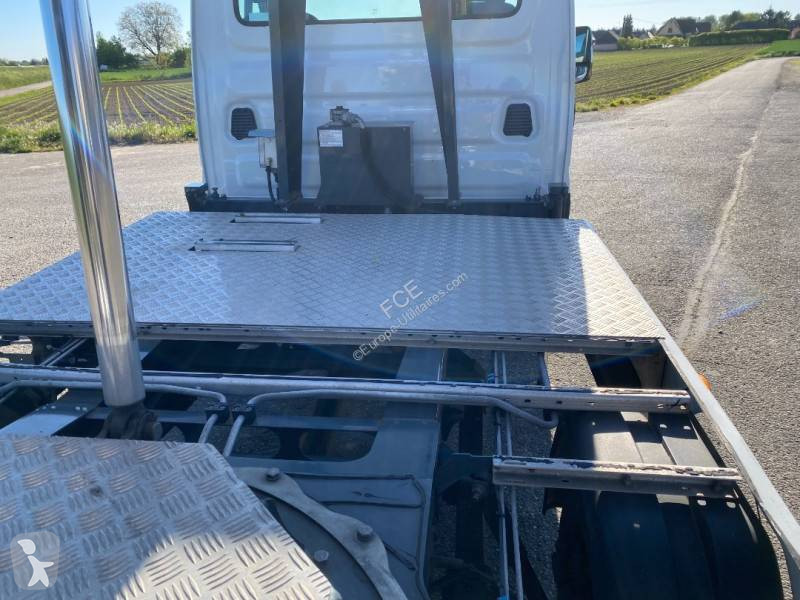 عربة نفعية Iveco