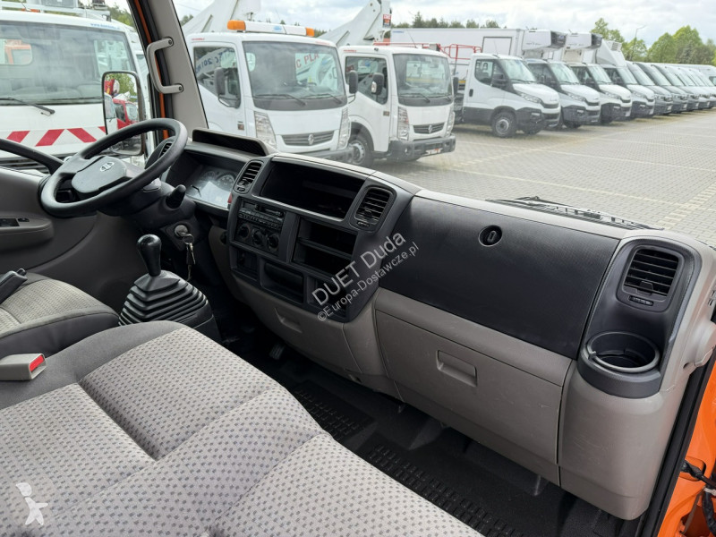 Автовышка Nissan