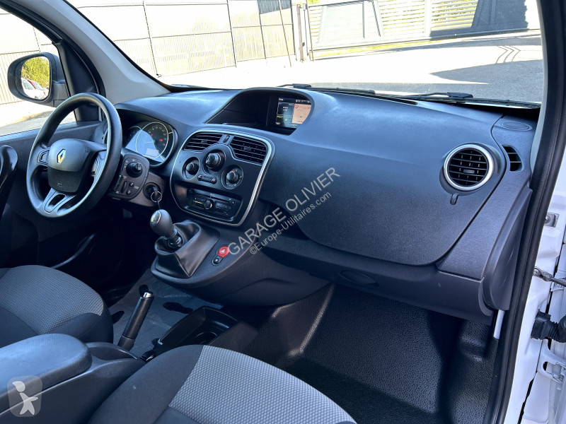 Véhicule utilitaire Renault Maxi Grand Volume...