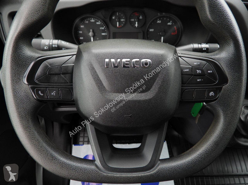 Samochód dostawczy Iveco 35C16 DAILY