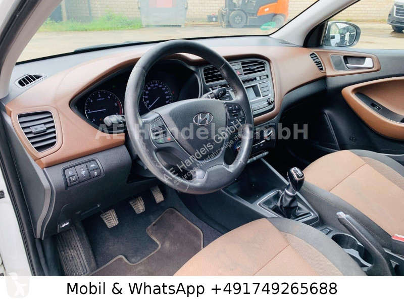 Samochód dostawczy Hyundai i20 blue Trend 1,4 L...