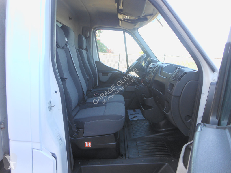 Véhicule utilitaire Renault Châssis Cabine...
