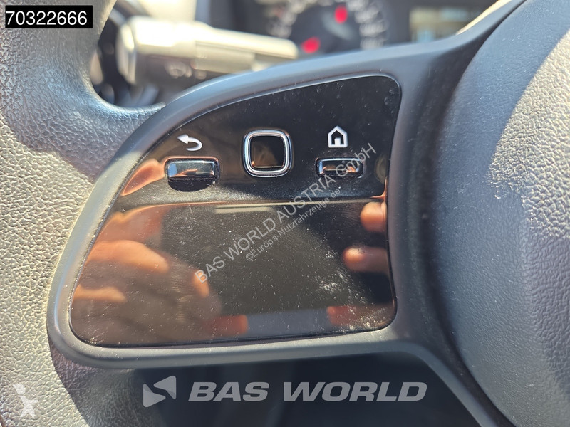 عربة نفعية Mercedes 215 CDI Automatik 150PS...
