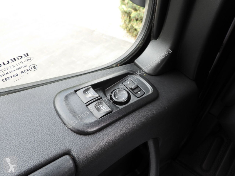 Коммерческий автомобиль Renault  MASTER