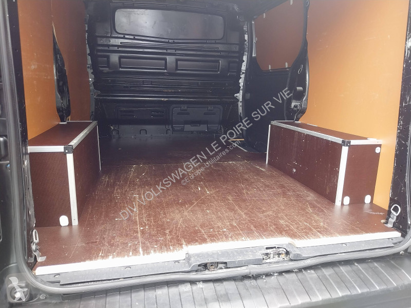 عربة نفعية Renault TRAFIC FGN L1H2 1200 KG DCI...