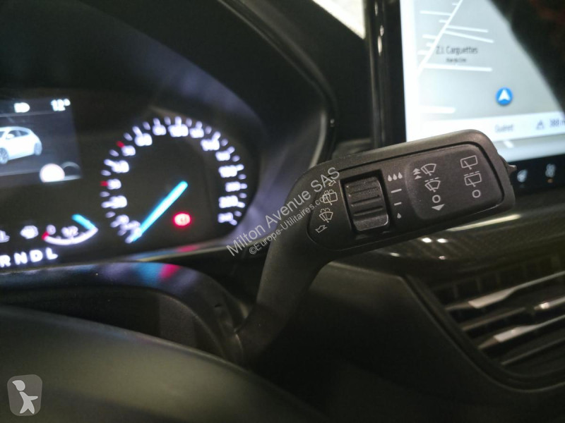 Véhicule utilitaire Ford FOCUS 1.0 EcoBoost...