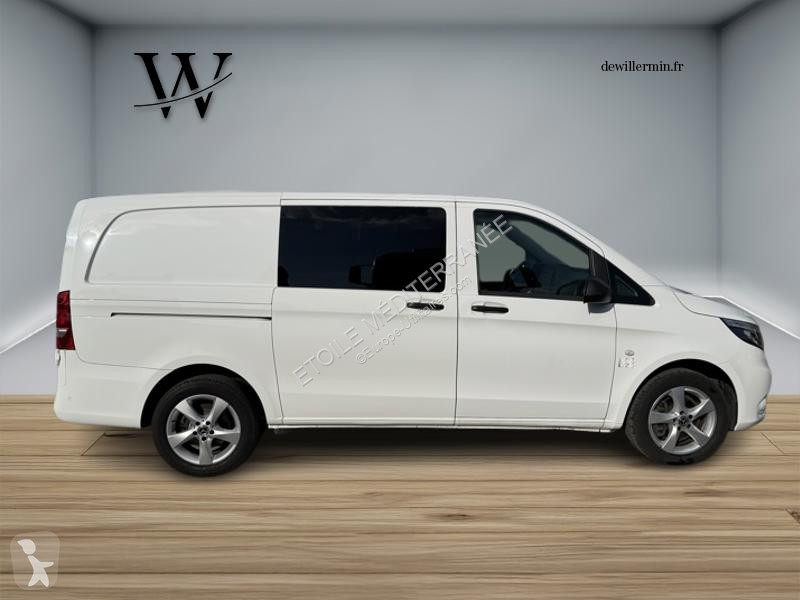 Veicolo commerciale Mercedes 119 BlueTEC 4x4...