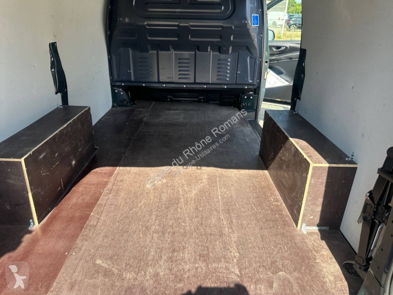 عربة نفعية Mercedes 119 CDI 4x4 Fourgon Long