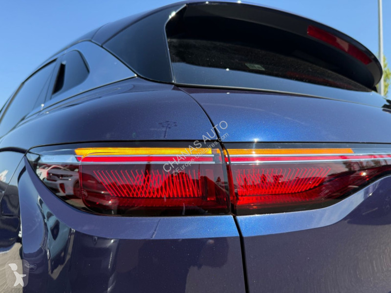 Véhicule utilitaire Renault E-tech 220 ch Techno