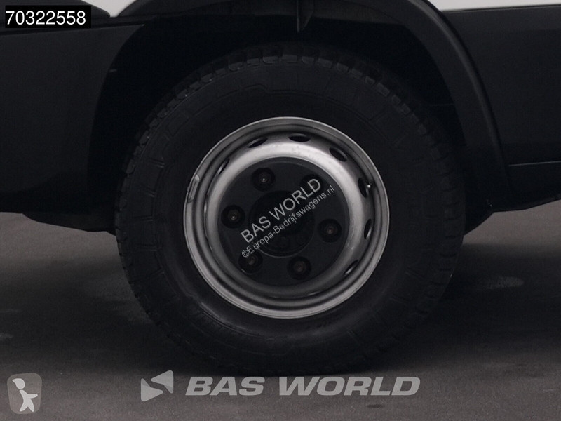 Véhicule utilitaire Iveco 70C18 3.0L Lamberet...