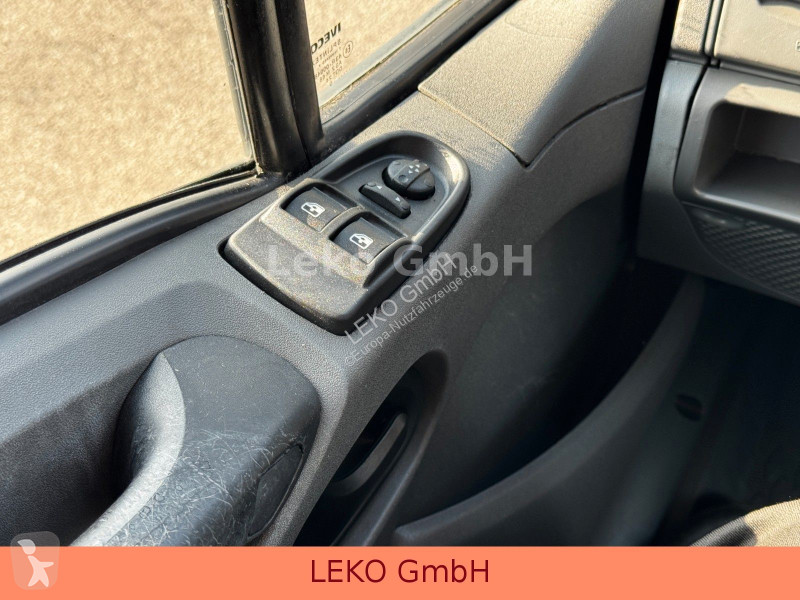 Samochód dostawczy Iveco 35C13 Mit Relec Froid...