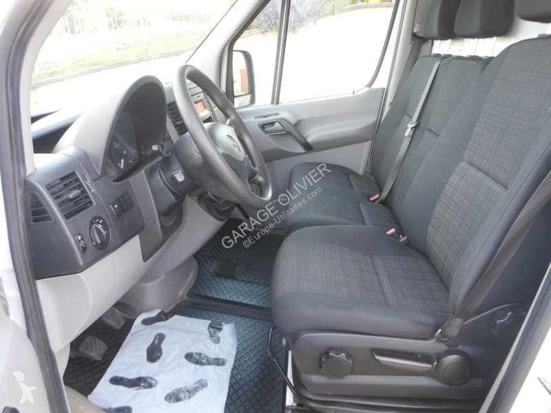 Véhicule utilitaire Mercedes Benne 514 CDI 37...
