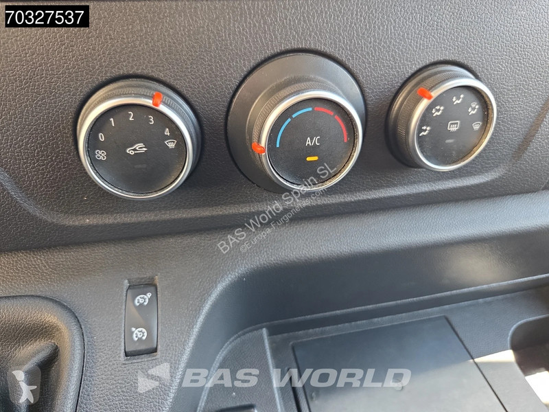 Renault Furgón Caja Cerrada – LED - Navegación...