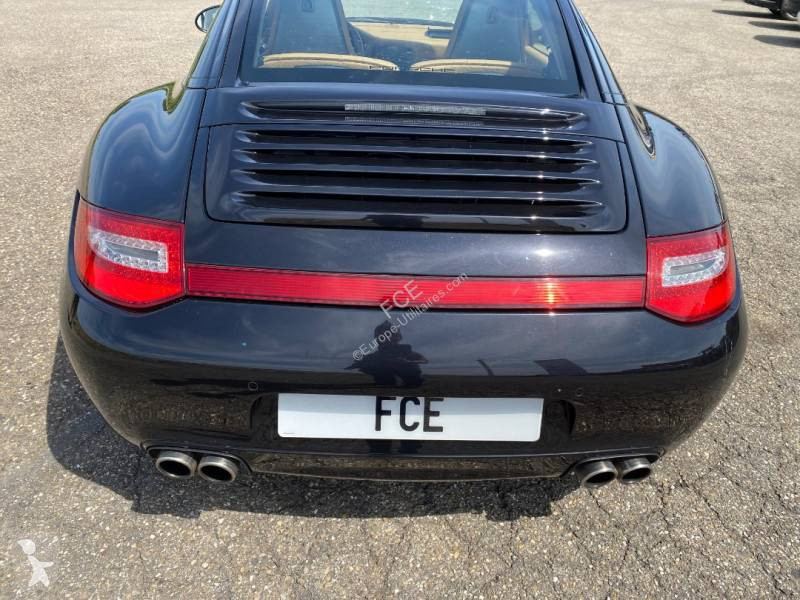 Véhicule utilitaire Porsche