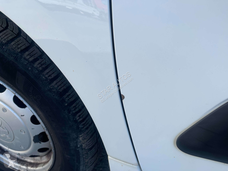 عربة نفعية Peugeot